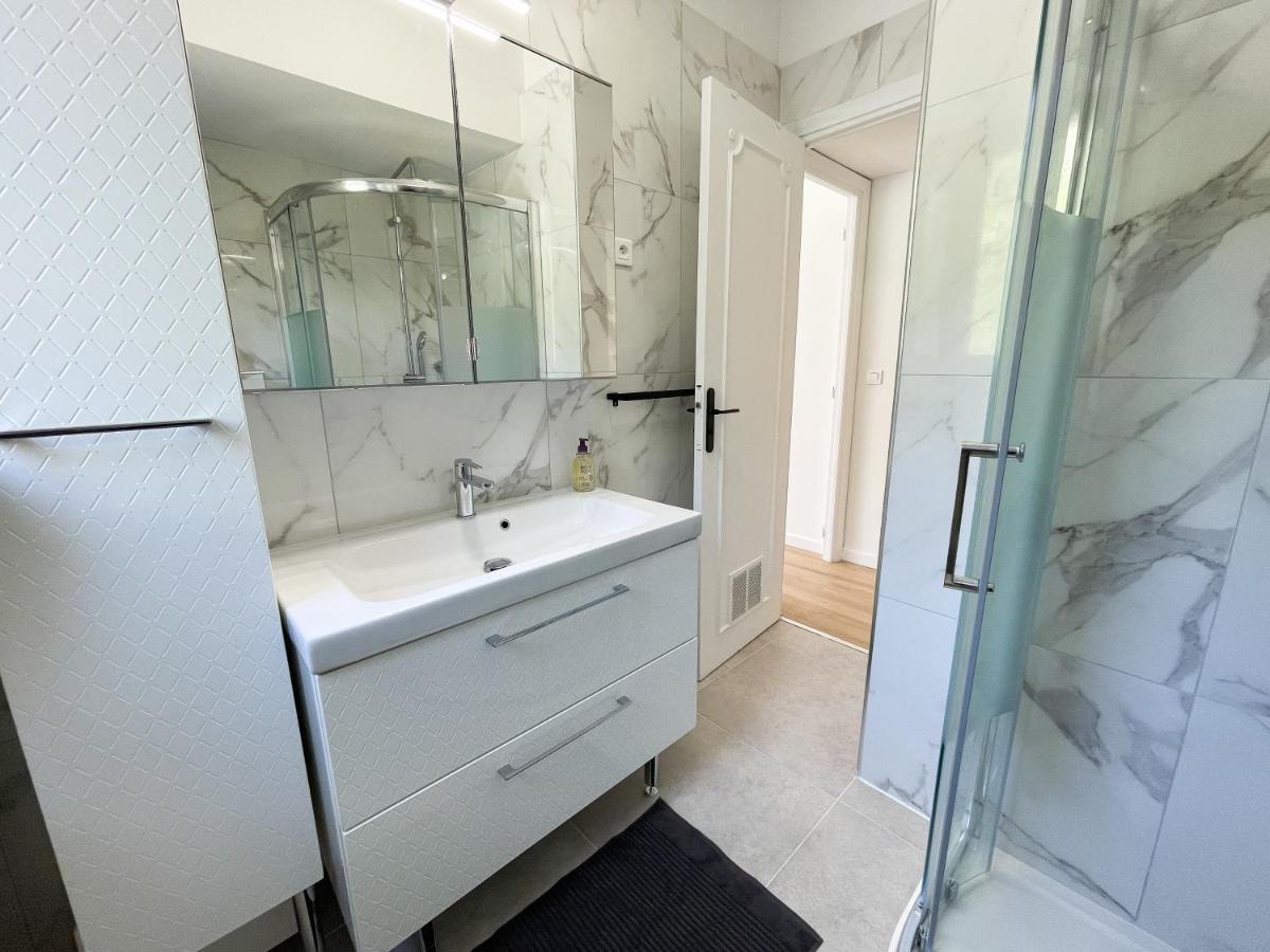 Studio Bord De Mer 3 Menton Luaran gambar